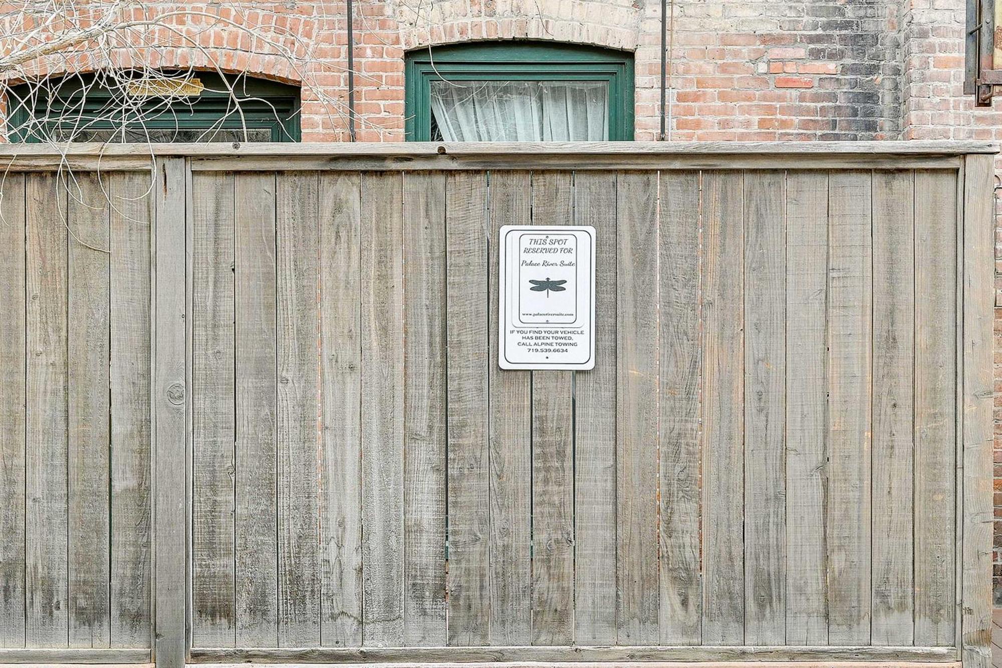 Walk To Arkansas River Historic Palace Loft! Salida Luaran gambar